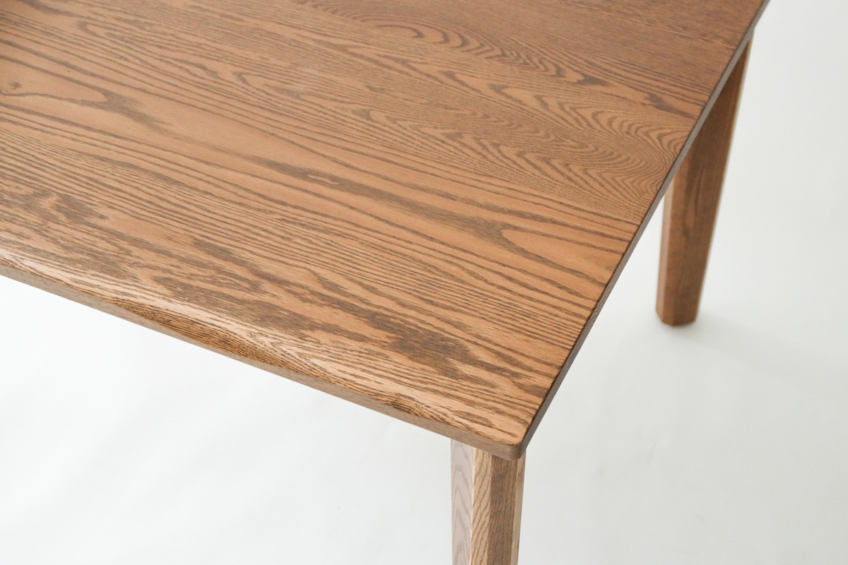 ibata直営 やすら木 ダイニングテーブル｜TABLE｜飛騨の家具/国産家具