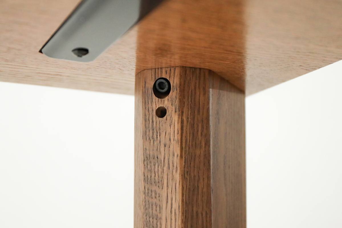 ibata直営 やすら木 ダイニングテーブル｜TABLE｜飛騨の家具/国産家具