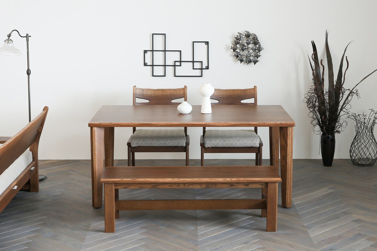 ibata直営 やすら木 ダイニングテーブル｜TABLE｜飛騨の家具/国産家具